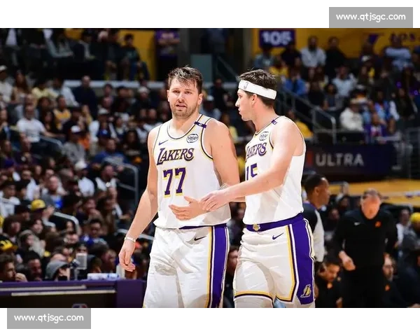 51+11+9!里夫斯创 6 大纪录,拒 8920 万底气藏不住 51+11+9!里夫斯创 6 大纪录,拒 8920 万底气藏不住