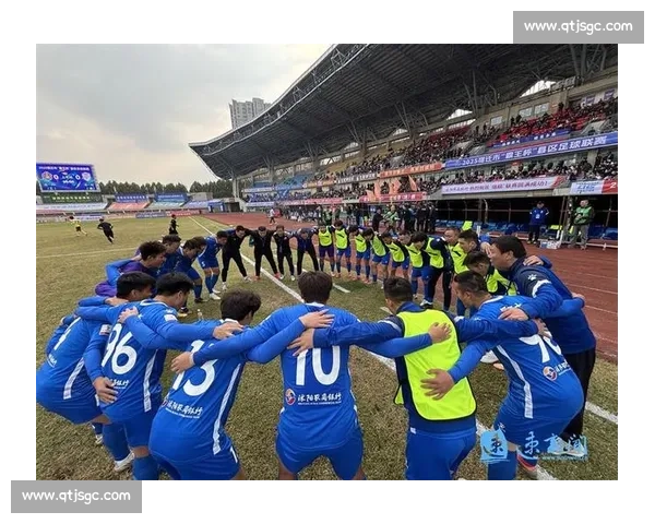 宿超沭阳主场首秀 21 大捷:胜利不止三分,是全城的足球盛宴 宿超沭阳主场首秀 21 大捷:胜利不止三分,是全城的足球盛宴