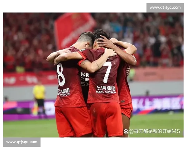 中超积分榜:海港 60 分领跑争冠,梅州亚泰陷降级绝境 中超积分榜:海港 60 分领跑争冠,梅州亚泰陷降级绝境