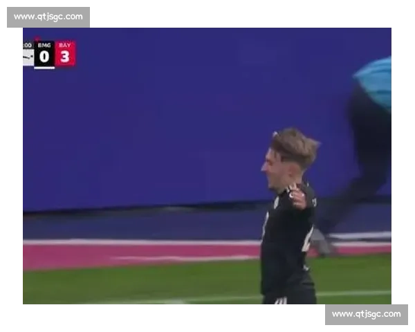 凯恩 10 场进球纪录终结,拜仁 3-0 破门兴 凯恩 10 场进球纪录终结,拜仁 3-0 破门兴