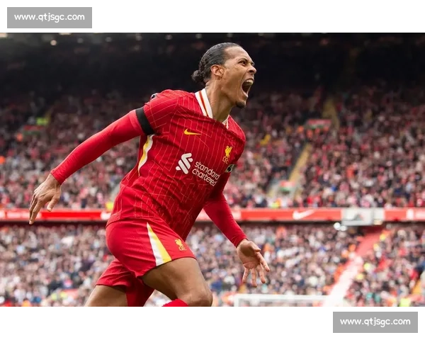 费迪南德力挺 19 岁约罗:他已超越同期范戴克 费迪南德力挺 19 岁约罗:他已超越同期范戴克