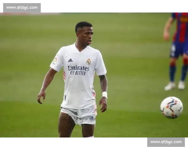 巴尔达诺点醒维尼修斯:天赋之外,情绪是必修课 巴尔达诺点醒维尼修斯:天赋之外,情绪是必修课